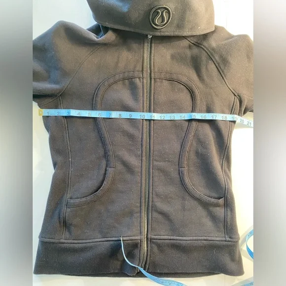 Lululemon Scuba Black Zip-Up Hoodie - Picture 4 of 6
